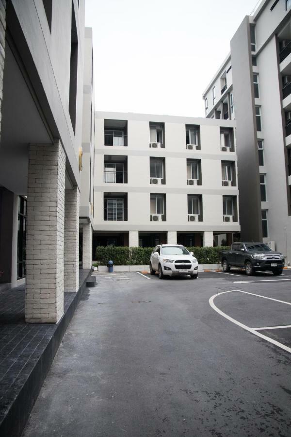 B - Sha Certified Hotel